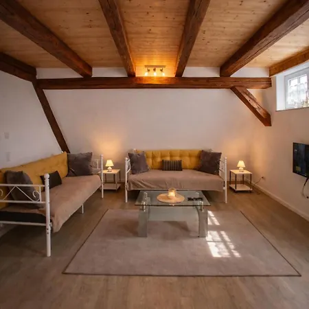 Сasa de vacaciones Haus Ornela Gruppenreise 6 Schlafzimmer 3x Bad 2x Küche Garten Grill