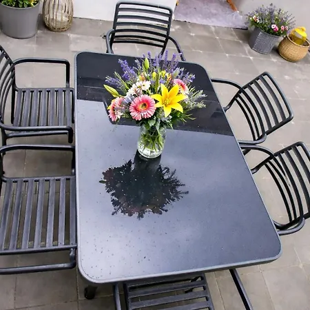 Haus Ornela Gruppenreise 6 Schlafzimmer 3x Bad 2x Küche Garten Grill Eggolsheim