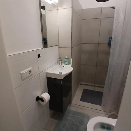 Сasa de vacaciones Haus Ornela Gruppenreise 6 Schlafzimmer 3x Bad 2x Küche Garten Grill *